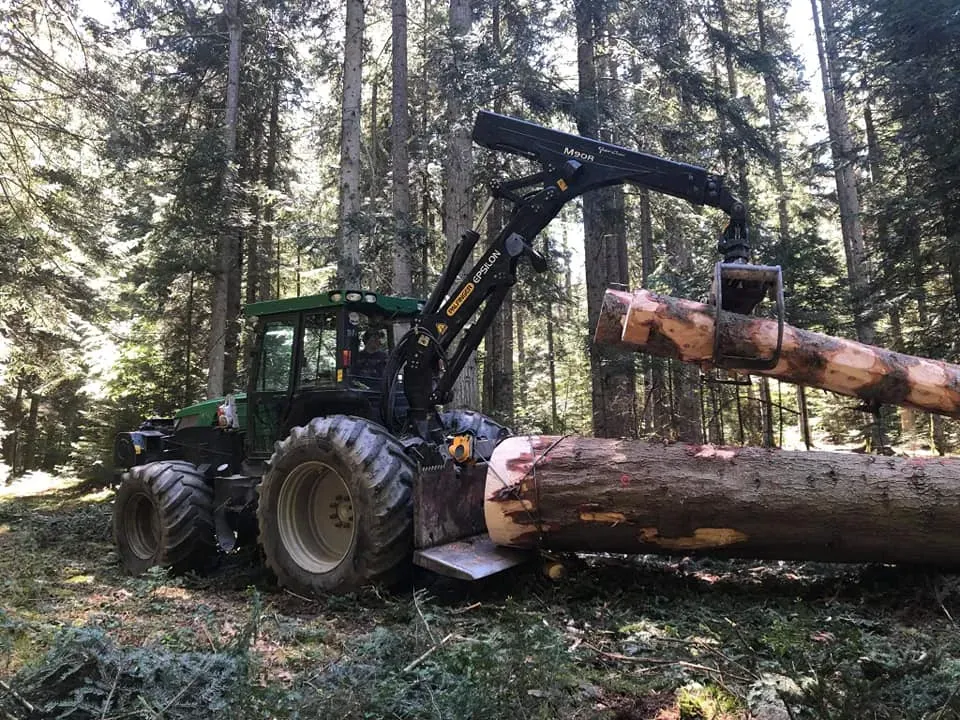 tracteur-prise-troncs